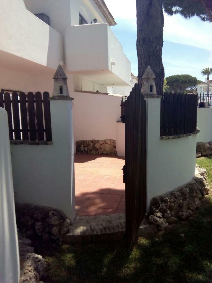 Playa De La Barrosa Lägenhet Chiclana de la Frontera Exteriör bild